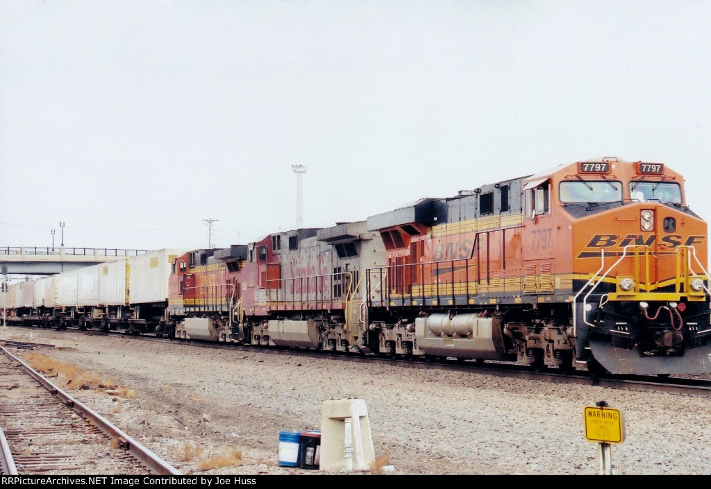 BNSF 7797 East